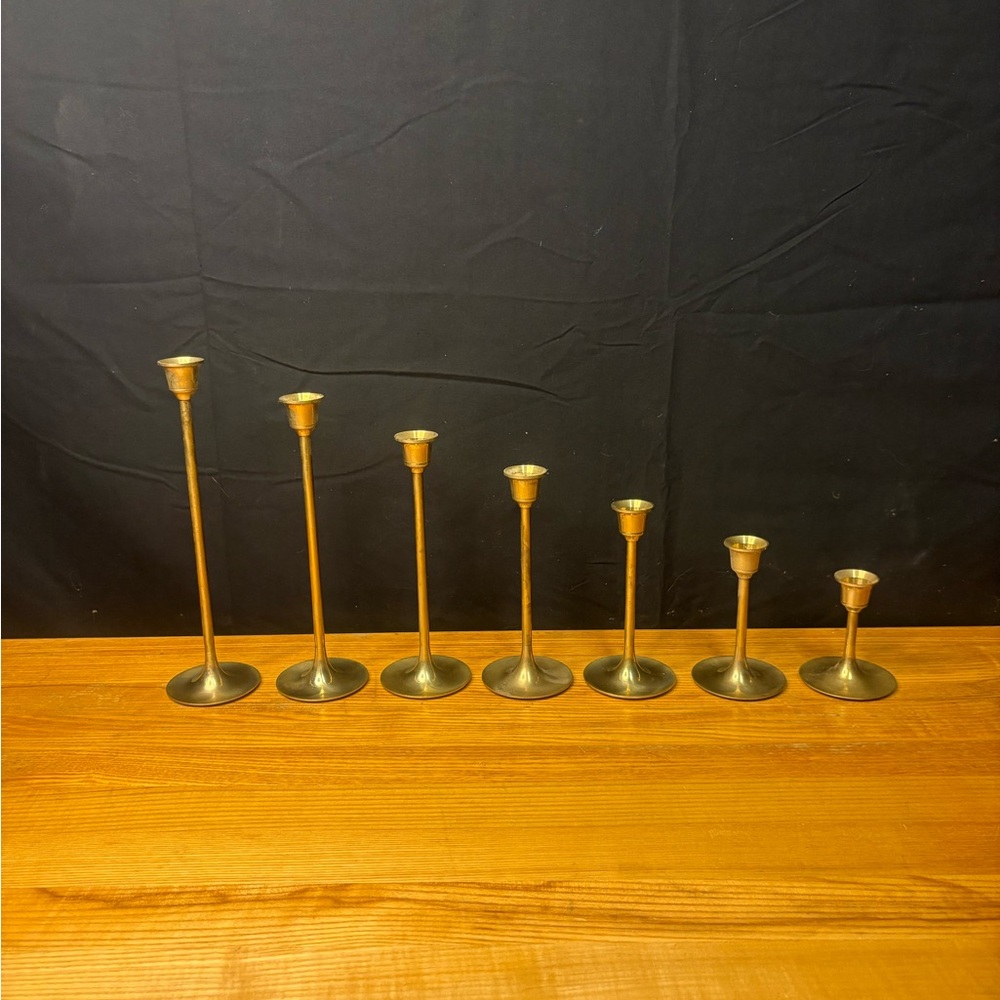 Vintage Set of 7 Graduated Brass Candlestick Holders – Made in Taiwan